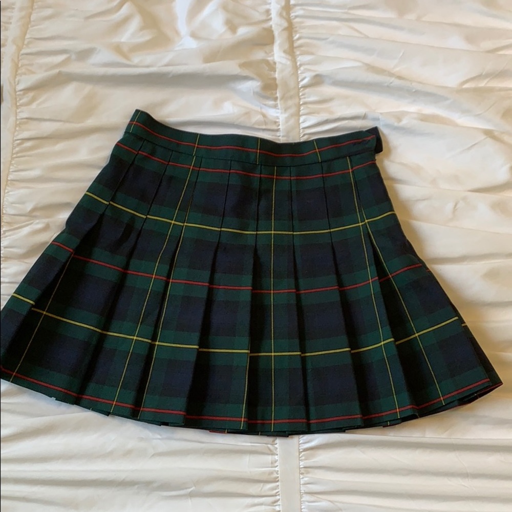 Plaid mini skirt, word once!